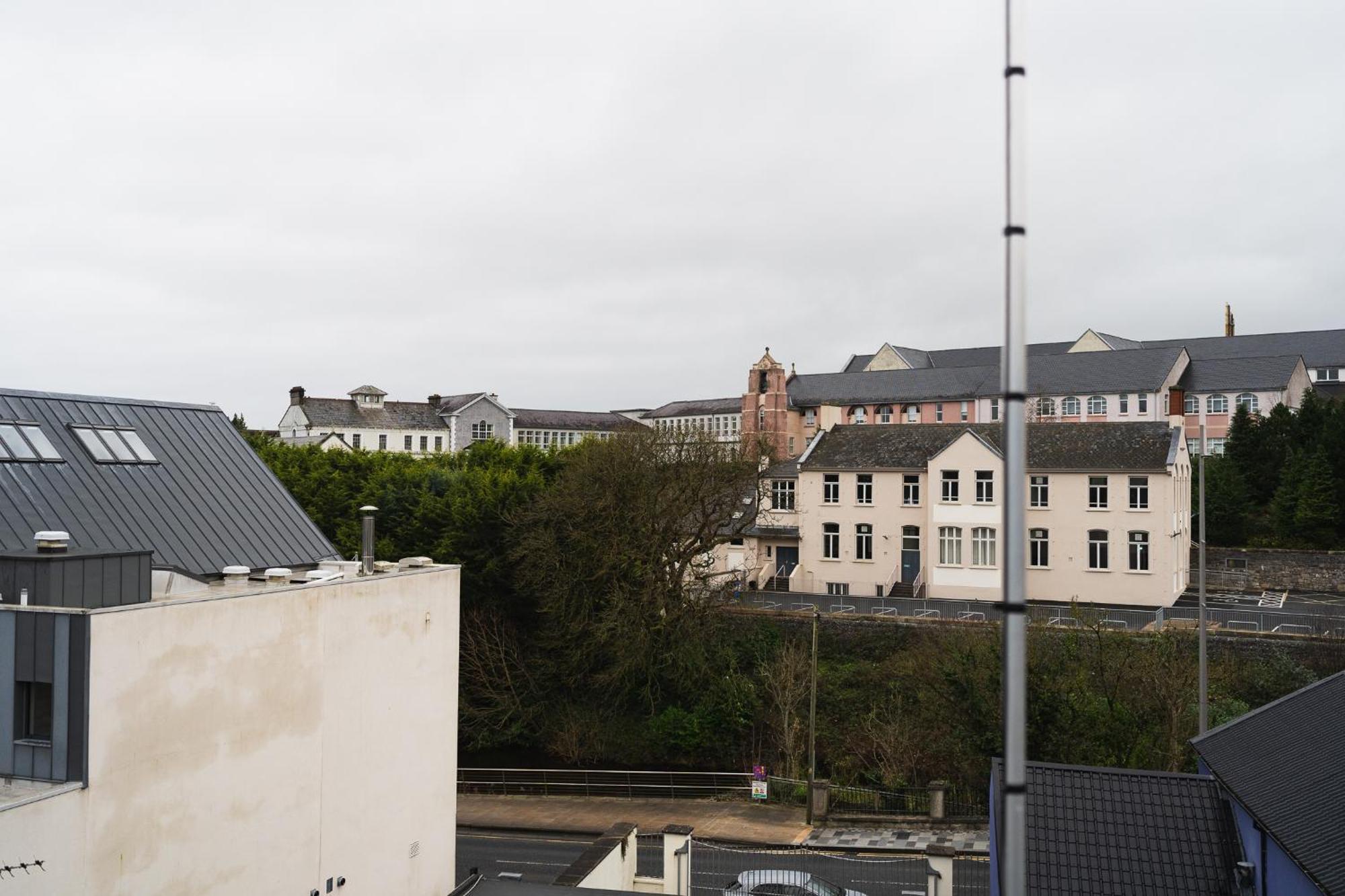 Erne A Rest Apartman Enniskillen Kültér fotó